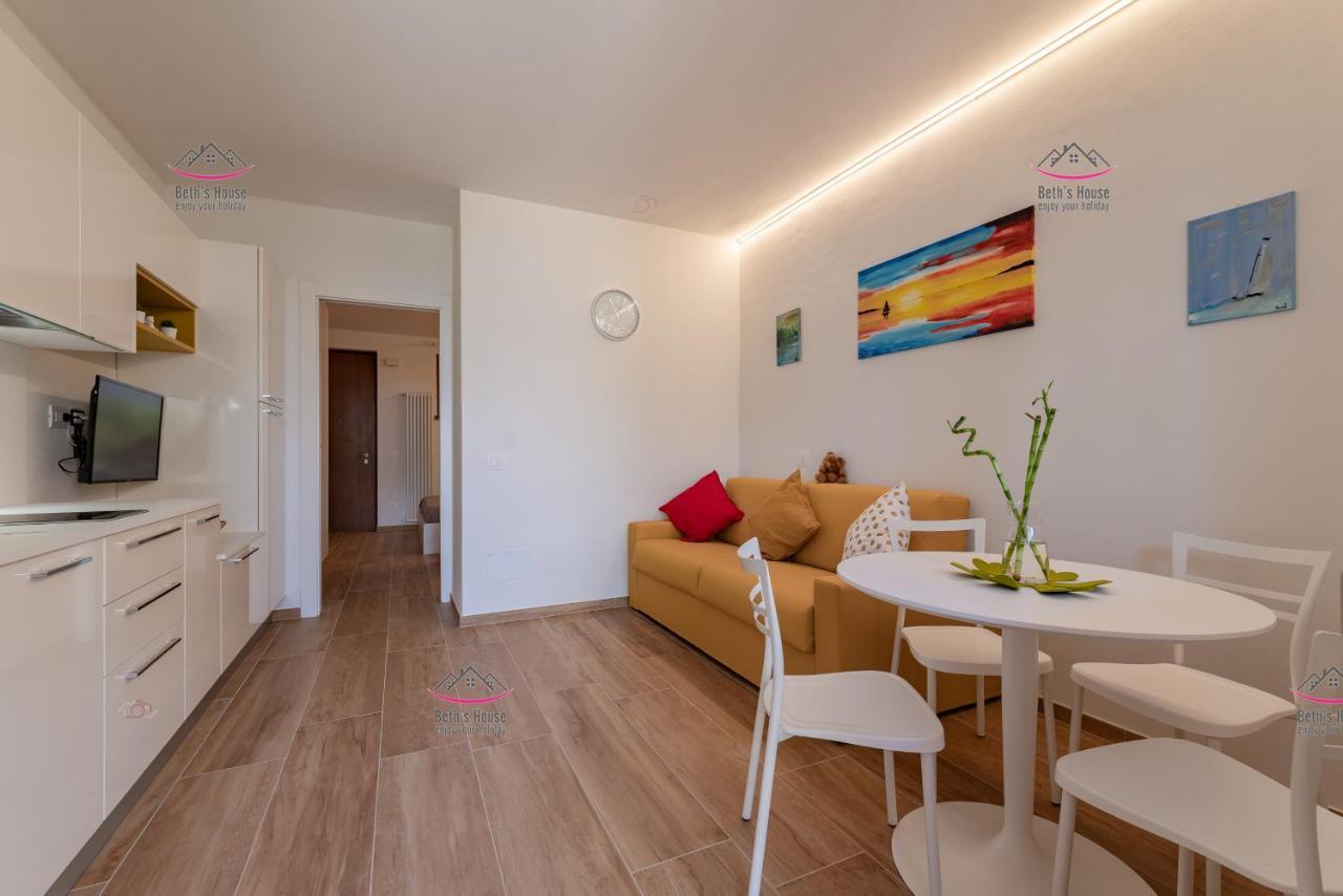 Garden Beth'S House Apartment Brenzone sul Garda Exterior foto