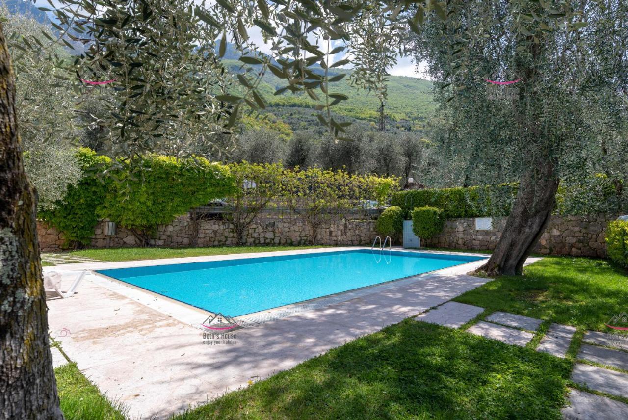 Garden Beth'S House Apartment Brenzone sul Garda Exterior foto