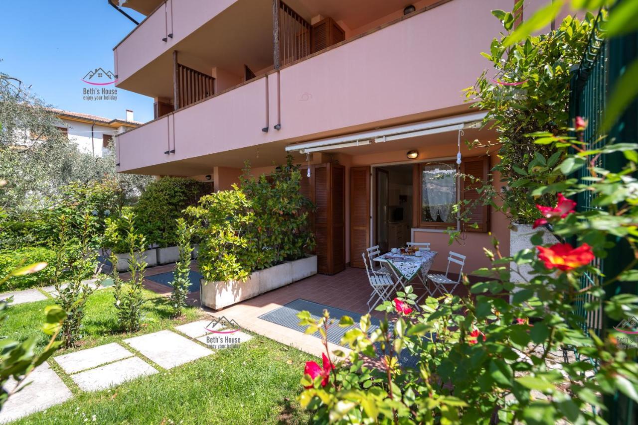 Garden Beth'S House Apartment Brenzone sul Garda Exterior foto